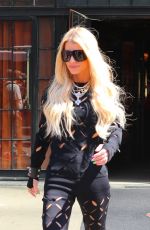JESSICA SIMPSON Leaves Her Hotel in New York 04/13/2023 