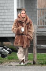 JNNIFER LOPEZ and Ben Affleck Arrives at Hamptons Airport 04/07/2023