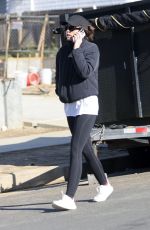 KATHERINE SCHWARZENEGGER Out for Morning Walk in Pacific Palisades 04/07/2023