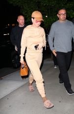 KATY PERRY Arrives at Her Hotel in New York 04/26/2023
