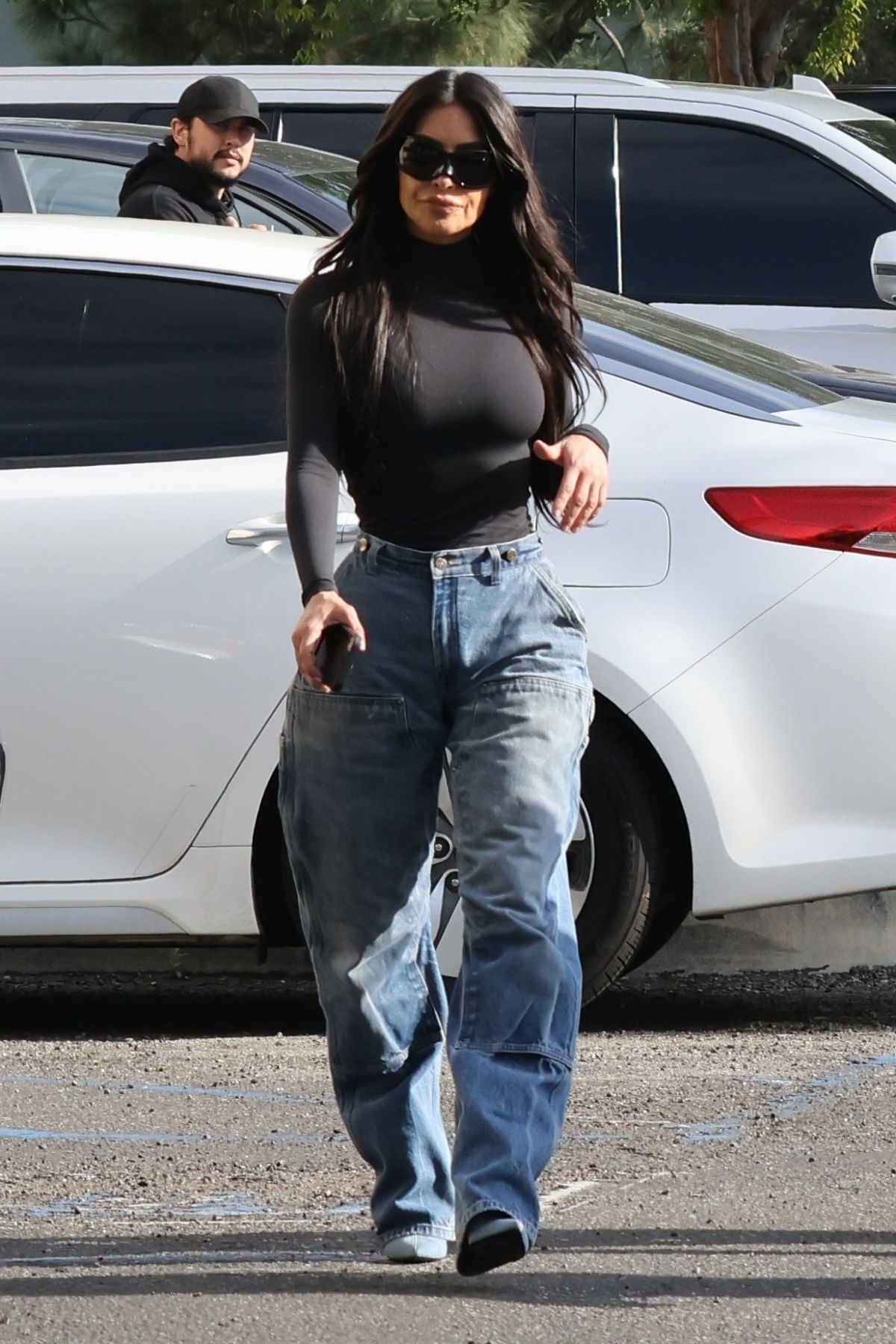 KIM KARDASHIAN Out and About in Thousand Oaks 04/14/2023 – HawtCelebs