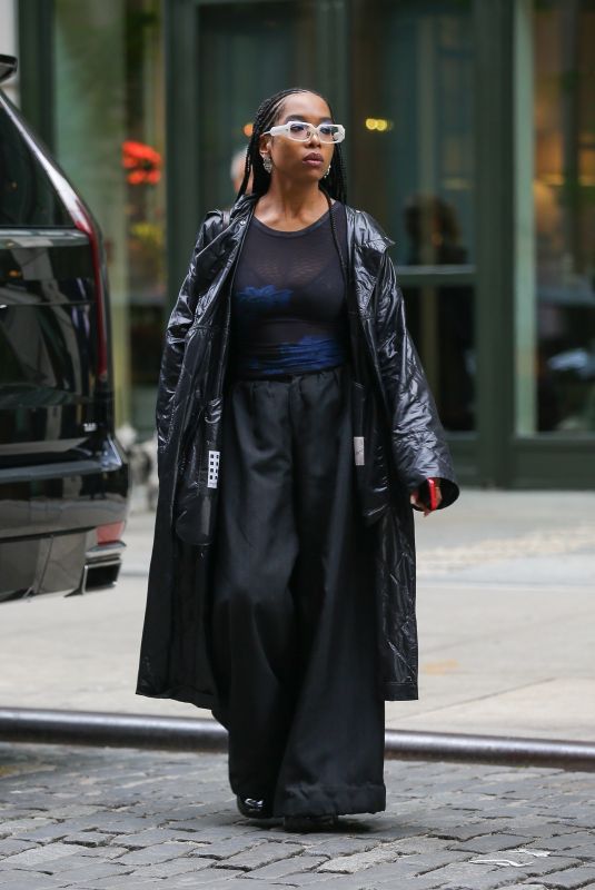 KYLIE BUNBURY Out and About in New York 04/24/2023