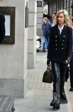 LADY VICTORIA HERVEY Out for Lunch at Wolseley and Shopping in Mayfair in London 04/13/2023