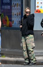LENI KLUM and Aris Rachevsky Out with a Friend in New York 03/21/2023