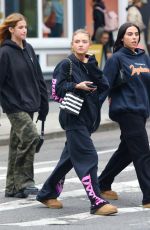 LENI KLUM Out Shopping with Friend in New York 04/28/2023