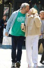 LESLIE MANN and Judd Apatow Out on Romantic Stroll in New York 04/20/2023
