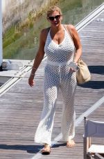 LORE RILLINGER Out at Marina Miami Beach with Cuba Gooding Jr and SARA KAPFER 04/23/2023