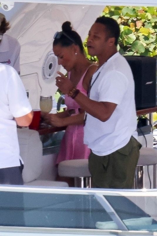 LORE RILLINGER Out at Marina Miami Beach with Cuba Gooding Jr and SARA KAPFER 04/23/2023