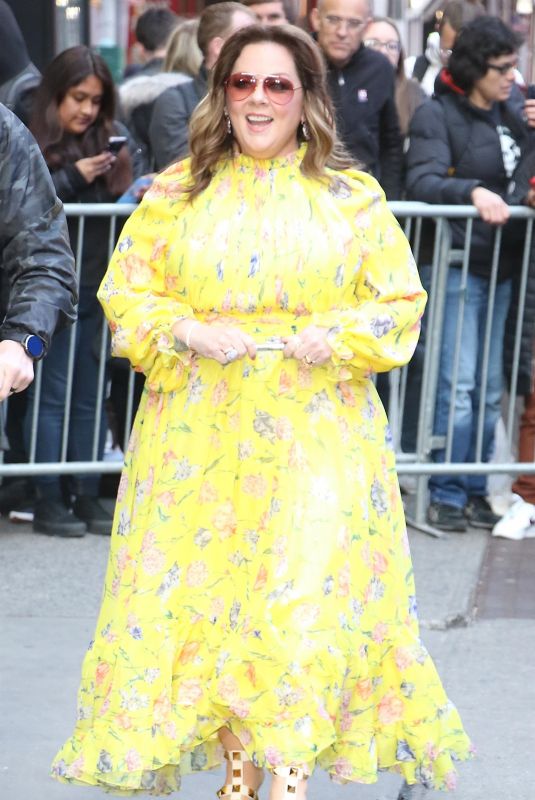 MELISSA MCCARTHY Arrives at Good Morning America in New York 04/25/2023