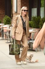 NAOMI WATSS Returning Home with Her Dog in New York 04/27/2023