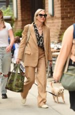 NAOMI WATSS Returning Home with Her Dog in New York 04/27/2023