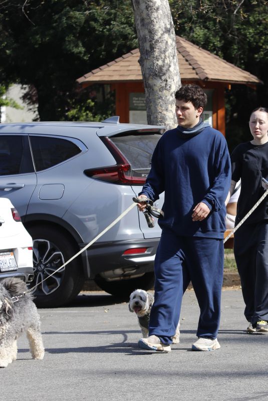 NOAH CYRUS and Her New Boyfriend Pinkus Out with Their Dogs in Los Angeles 04/24/2023