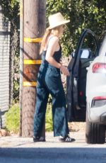 OLIVIA WILDE Taking Her Daughter to a Music Class in Los Angeles 04/08/2023
