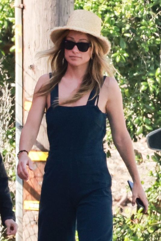 OLIVIA WILDE Taking Her Daughter to a Music Class in Los Angeles 04/08/2023