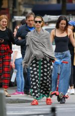 Pregnant CLAIRE DANES Out and About in New York 04/16/2023