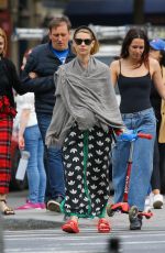 Pregnant CLAIRE DANES Out and About in New York 04/16/2023