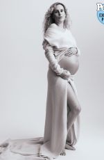 Pregnant RUMER WILLIS for People Magazine, April 2023