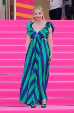 SARAH MICHELLE GELLAR at Handprints Ceremony at 6th Canneseries International Festival 04/19/2023