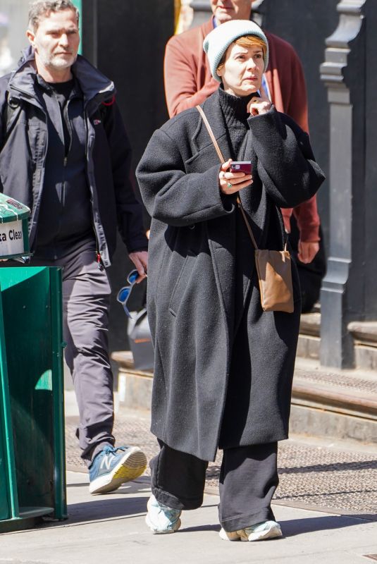 SARAH PAULSON Out and About in New York 04/10/2023