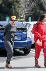 SCOUT and TALLULAH WILLIS Out for Groceries in Los Angeles 04/18/2023