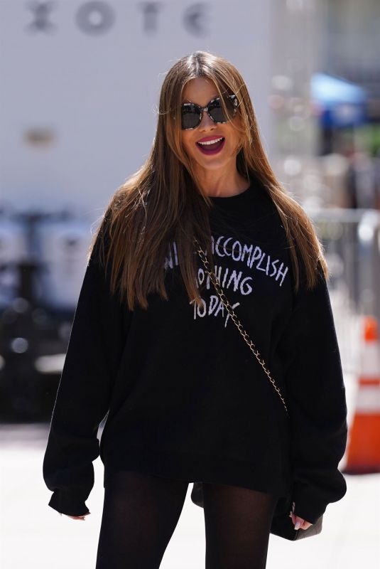 SOFIA VERGARA Arrives at America