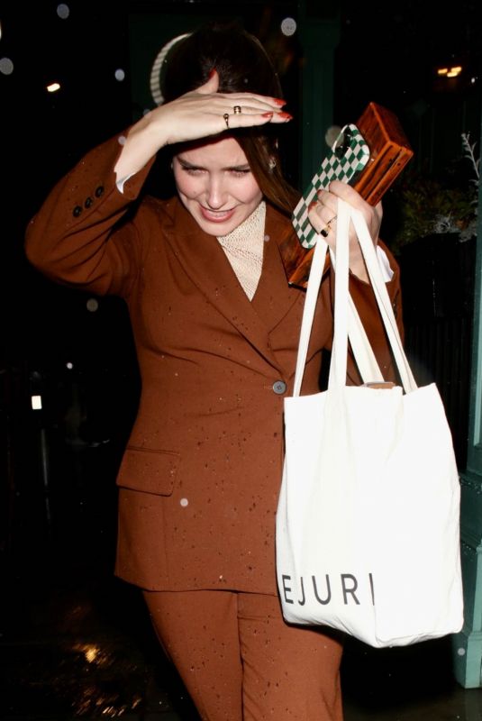 SOPHIA BUSH Leaves Los Angeles Dinner to Celebrate Year of Action Committee 03/29/2023