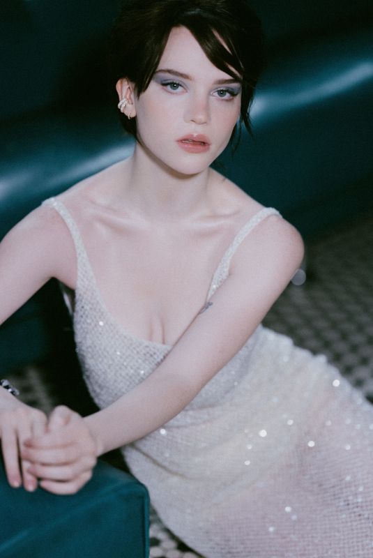 SOPHIE THATCHER for Story + Rain, April 2023