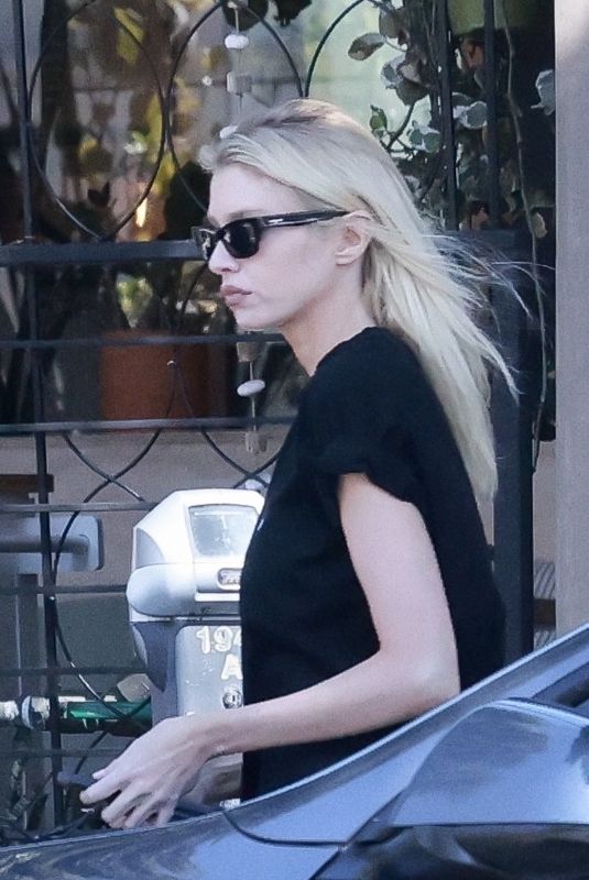 STELLA MAXWELL Out for Lunch with a Friend at Little Dom