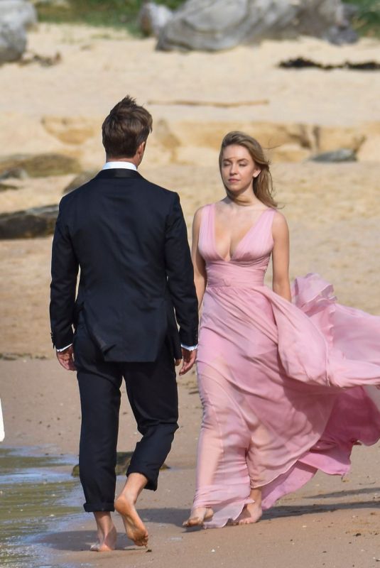 SYDNEY SWEENEY Filming Romantic Scene at Maroubra Beach in Australia 04/18/2023