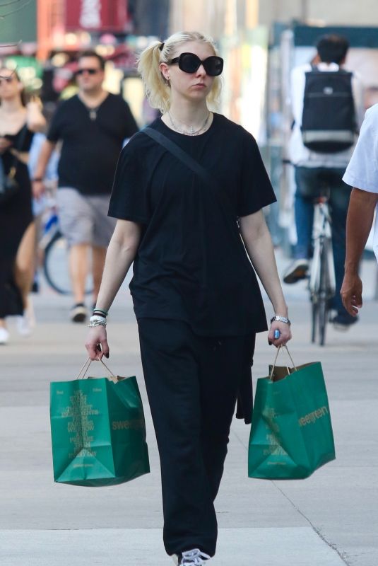 TAYLOR MOMSEN Out Shopping in New York 04/13/2023