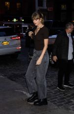TAYLOR SWIFT Night Out in New York 04/17/2023