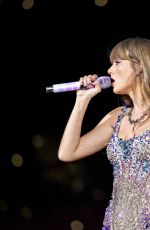 TAYLOR SWIFT Performs at The Eras Tour in Houston 04/21/2023