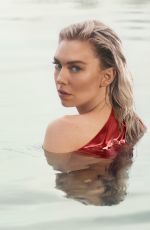 VANESSA KIRBY for Panthere De Cartier Campaign 2023