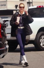 WHITNEY PORT Grabs Some Pinkberry in Studio City 04/14/2023