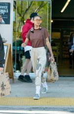 WILLOW SMITH Out for Grocery Shopping at Erewhon Market in Calabasas 04/03/2023