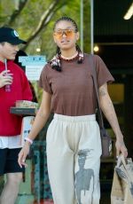 WILLOW SMITH Out for Grocery Shopping at Erewhon Market in Calabasas 04/03/2023