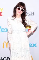 ZOOEY DESCHANEL at White House Correspondents