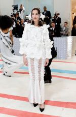 ALEXA CHUNG at 2023 Met Gala Celebrating Karl Lagerfeld: A Line of Beauty in New York 05/01/2023