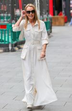 AMANDA HOLDEN Leaves Heart Radio in London 05/02/2023