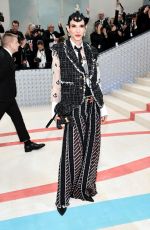 AMY FINE COLLINS at 2023 Met Gala Celebrating Karl Lagerfeld: A Line of Beauty in New York 05/01/2023