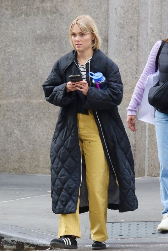 ANNASOPHIA ROBB Out Makeup-free in New York 05/02/2023