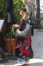 ASHLEE SIMPSON Out for Lunch with a Friend in Beverly Hills 05/04/2023