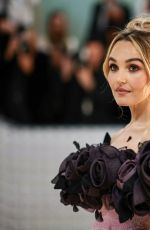 CHLOE FINEMAN at 2023 Met Gala Celebrating Karl Lagerfeld: A Line of Beauty in New York 05/01/2023