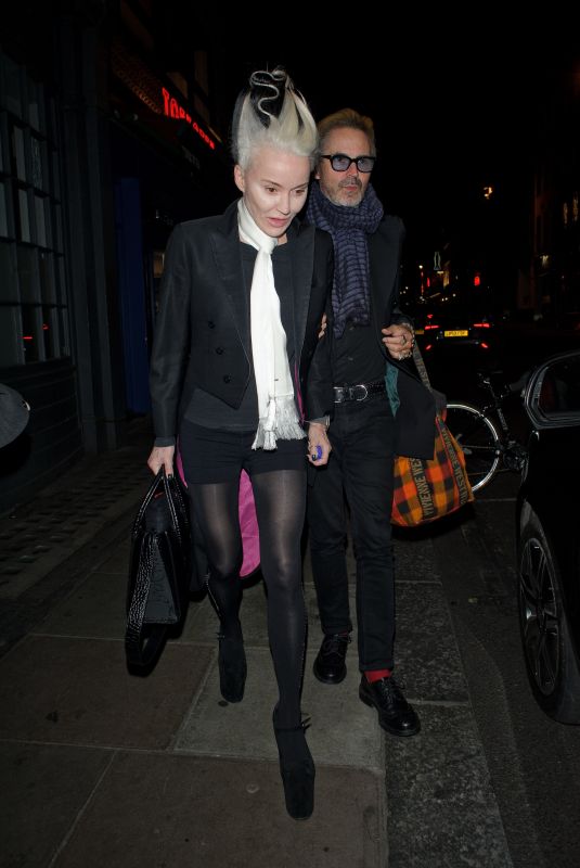 DAPHNE GUINNESS Leaves Groucho Club in London 05/04/2023