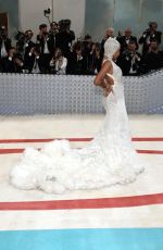 DOJA CAT at 2023 Met Gala Celebrating Karl Lagerfeld: A Line of Beauty in New York 05/01/2023