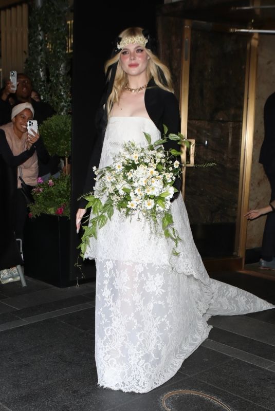 ELLE FANNING Heading to the Met Gala in New York 05/01/2023 