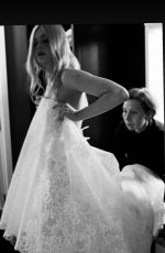 ELLE FANNING - Met Gala Preparation, May 2023