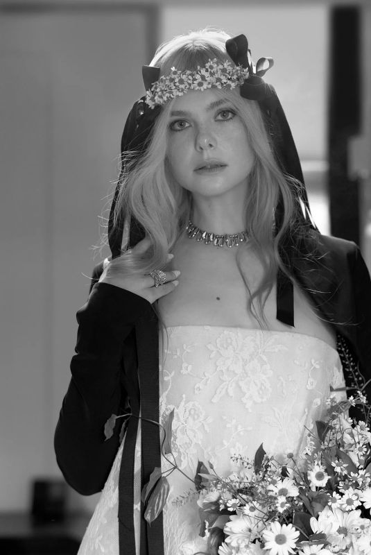 ELLE FANNING - Vanity Fair at Met Gala 2023, May 2023