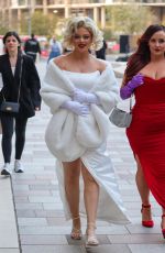 EMILY ATACK as Marilyn Monroe Arrives at Keith Lemon