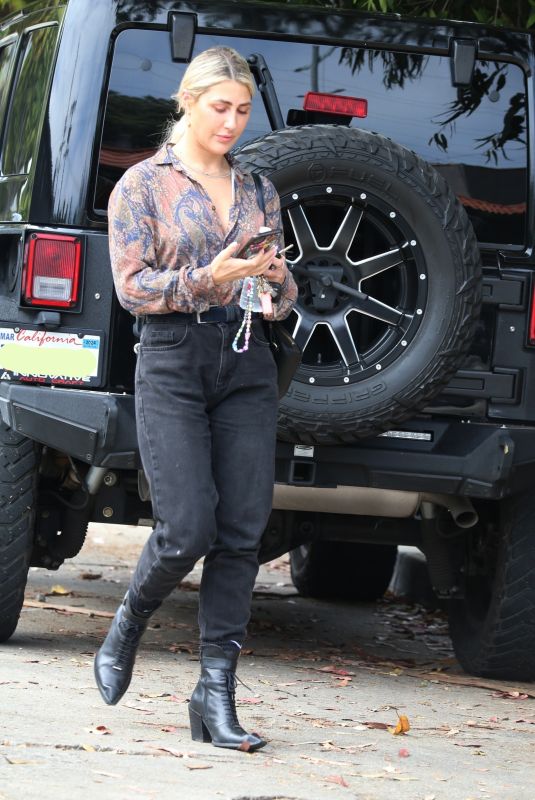 EMMA SLATER Out on Mother